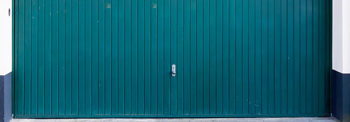 Vinyl Garage Doors Repair Specialists in Skokie, IL